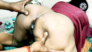 Indian Desi Horny House Wife And Hubby Fuck Pussy in Bathroom Sex
