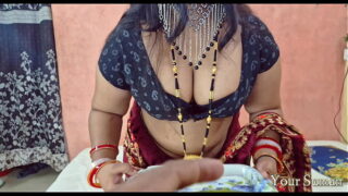 Indian Punjabi milf bhabhi got horny and fucked by devor